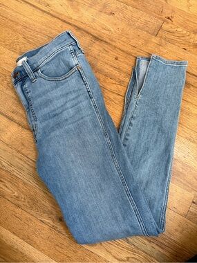 Madewell Light Blue Skinny High-Rise Jeans